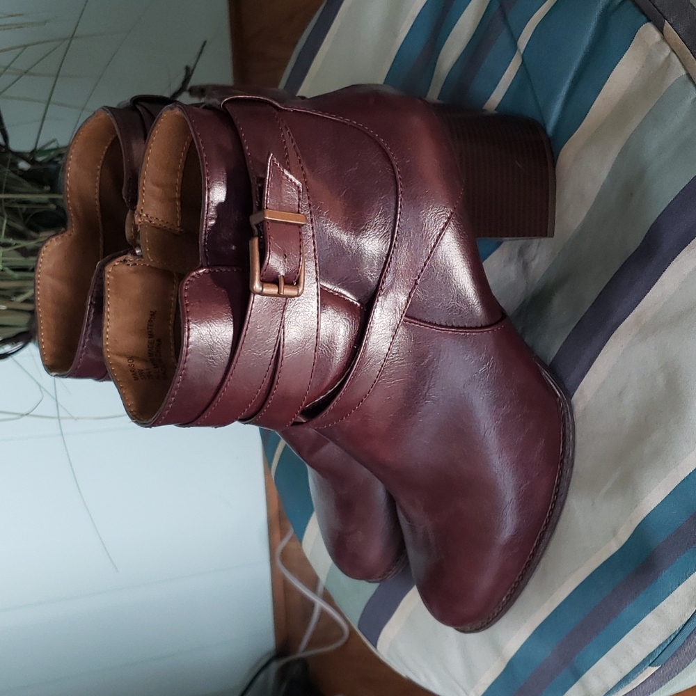 Cloudwalkers by Avenue Brown Boots
